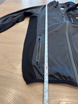 Sudadera Neak Peak.