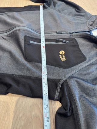 Sudadera Neak Peak.