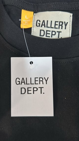 Camiseta Gallery Dept. Negra
