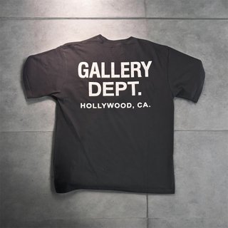 Camiseta Gallery Dept. Negra