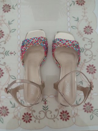 Zapatos Joalice dorados multicolor