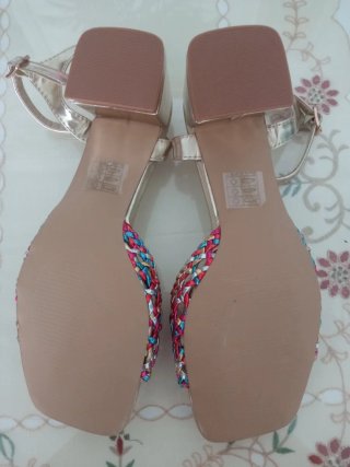 Zapatos Joalice dorados multicolor