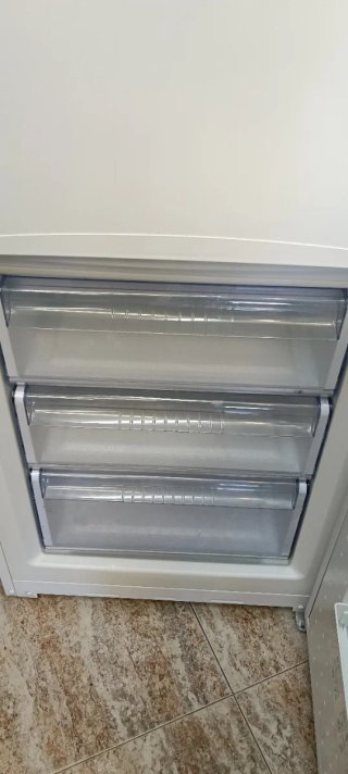 NEVERA COMBI BALAY NO FROST ENERGÍA A+ 170 X 60