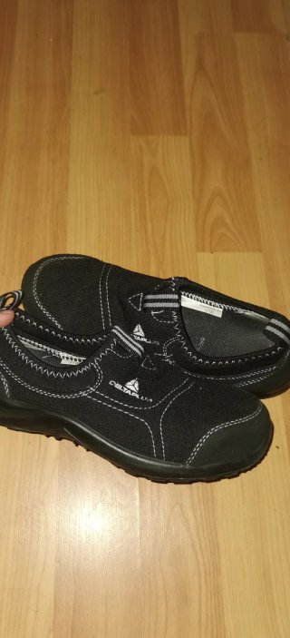 Botas Deltaplus Negras