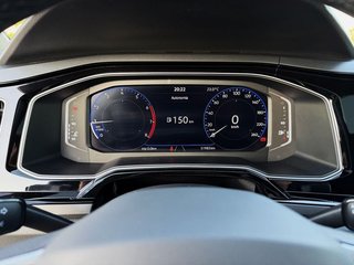 Volkswagen Polo 1.0 TSi R LINE con TECHO PANORÁMICO, CAR PLAY...