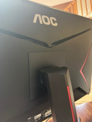 Monitor AOC Negro y Rojo