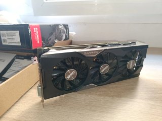 Tarjeta Gráfica Sapphire AMD Radeon R9 Fury