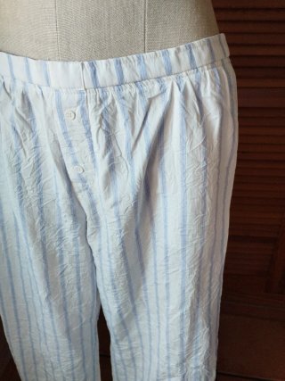 Pantalón fluido rayas azules y blancas