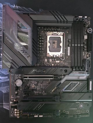 Placa Base ASUS ROG STRIX Z790-F GAMING WIFI