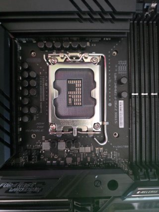 Placa Base ASUS ROG STRIX Z790-F GAMING WIFI