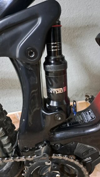 Bicicleta eléctrica Berria Mako GT Talla M