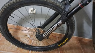 Bicicleta eléctrica Berria Mako GT Talla M