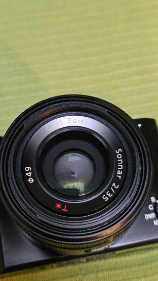 Cámara Sony RX1R II Negra DSC-RX1RM2