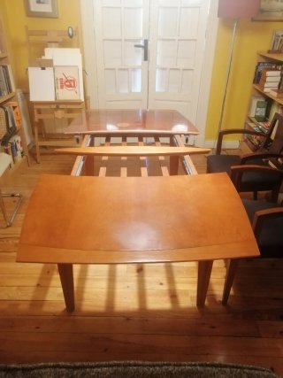 Mesa de comedor extensible madera noble