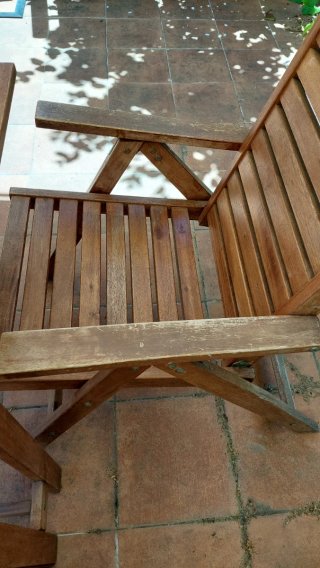 Mesa plegable madera y 4 sillas