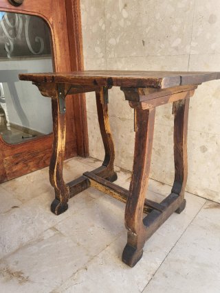 Mesa Castellana Antigua Madera