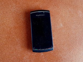 Sony Ericsson U8i Negro