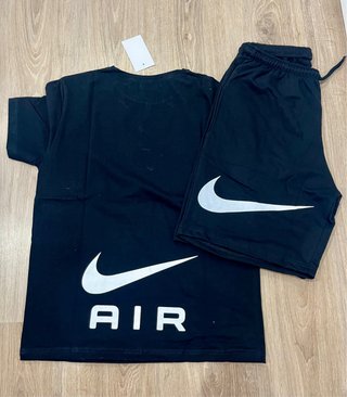 Conjunto Nike Air Camiseta y Pantalón Corto