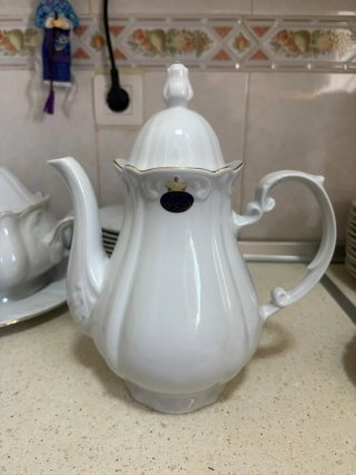 Vajilla Bohemia Porcelana Blanca y Oro