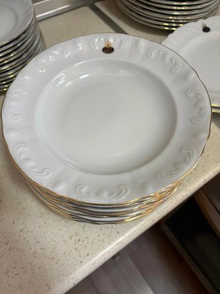 Vajilla Bohemia Porcelana Blanca y Oro