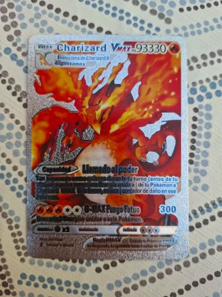 Carta Pokémon Charizard VMAX Gigantamax