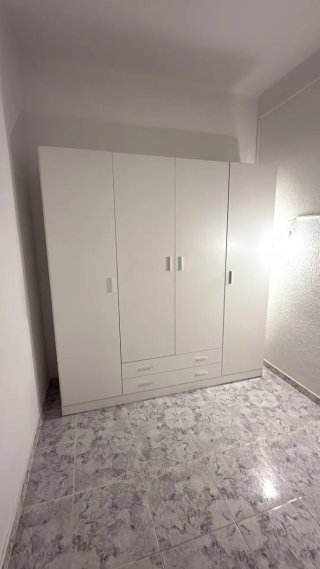 Montaje y desmontaje de muebles.