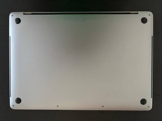 MacBook Pro 15" 2017 i7 16GB RAM 1TB SSD