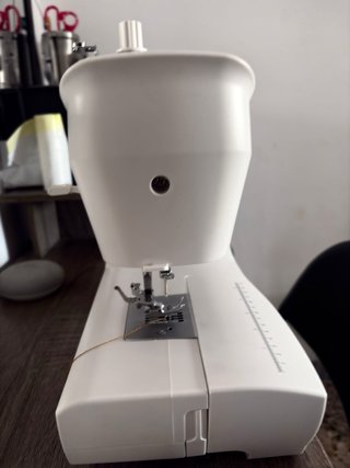 Máquina de coser Cecotec