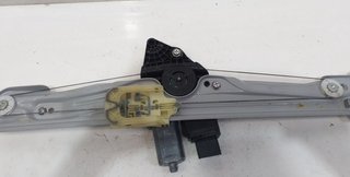Opel 272044 39137856 elevalunas del der crossland