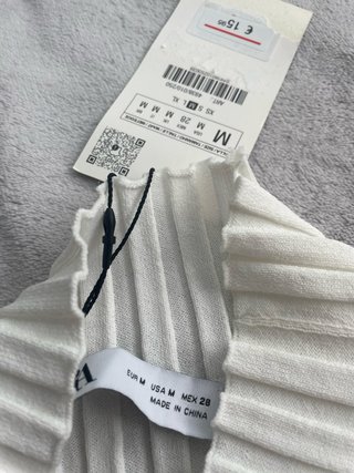 Top canalé elástico cuello perkins blanco Talla M