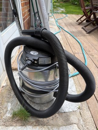 Aspiradora industrial Nilfisk 40L