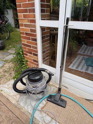 Aspiradora industrial Nilfisk 40L