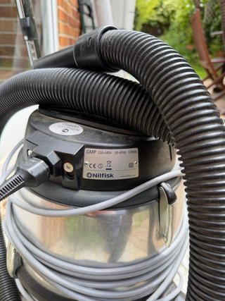Aspiradora industrial Nilfisk 40L