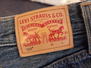 Shorts vaqueros Levi's deshilachados azules Talla