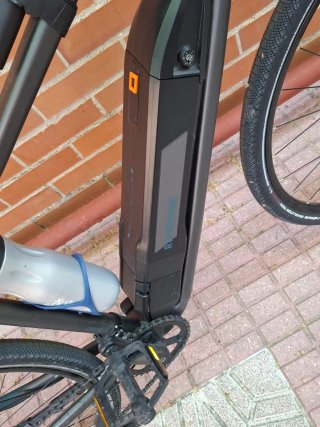 Bicicleta Eléctrica Trekking Gris