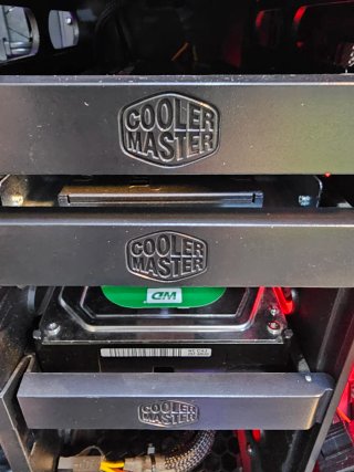 Torre PC Cooler Master Negra