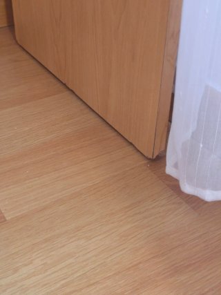 Escritorio de madera con cajones 1mt de ancho