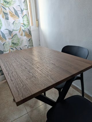Tavolo e 5 Sedie da Pranzo