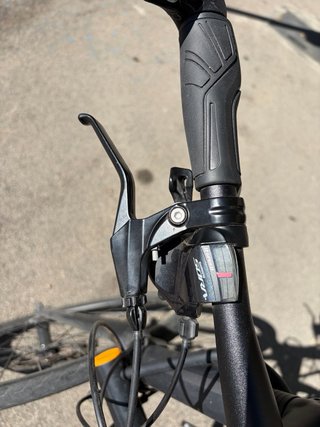 Bicicleta Triban Decathlon 8V Talla L Negro mate