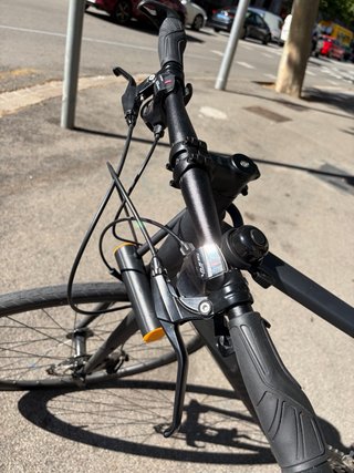 Bicicleta Triban Decathlon 8V Talla L Negro mate