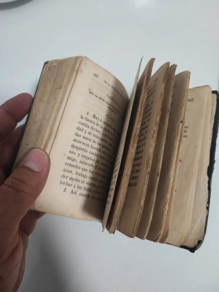 Libro 1886 "Imitación de Cristo"