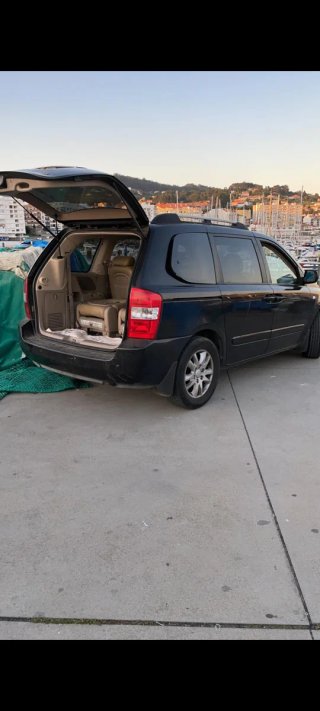 KIA Carnival 2009