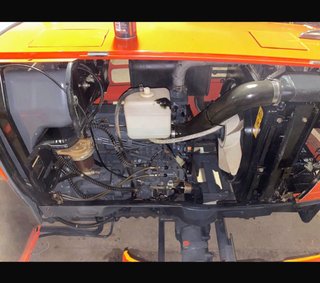 Tractor Kioti 4x4 60cv Negociable