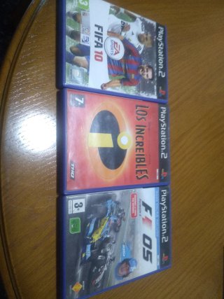Lote 3 Juegos PS2: FIFA 10, Los Increíbles, F1 05