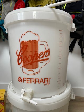 Kit Cerveza Artesanal 2 Cubos 25l + embotelladora
