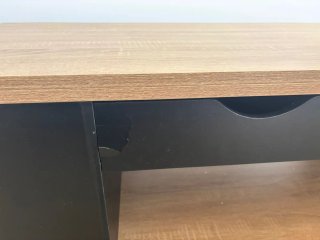 Mesa de centro rectangular con tablero elevable