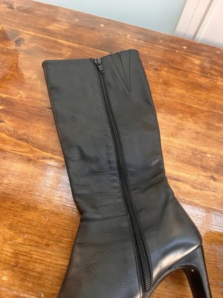 Botas altas de piel negras Wonders