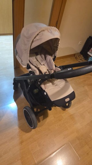 Carrito de bebé Cybex. Uso 3 meses.
