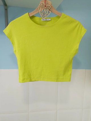 Camiseta Zara verde M