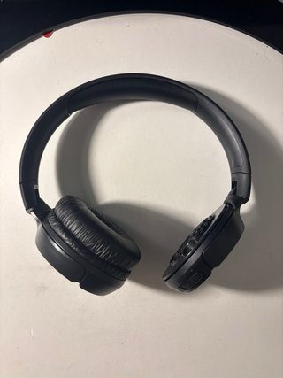 Cascos JBL Negros con Cable Naranja